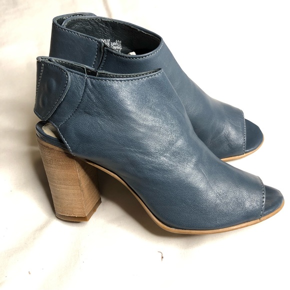 Steve Madden Nonstp blue leather peep toe heel stacked sandals booties - Picture 7 of 11